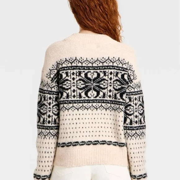 Universal Thread Cream and Black Knit Sweater - Picture 2 of 4